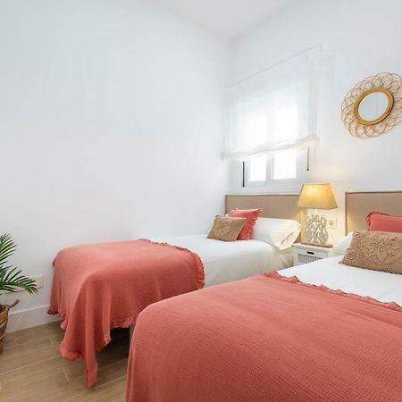 Genteel Home Juan Rabadan Seville Ngoại thất bức ảnh
