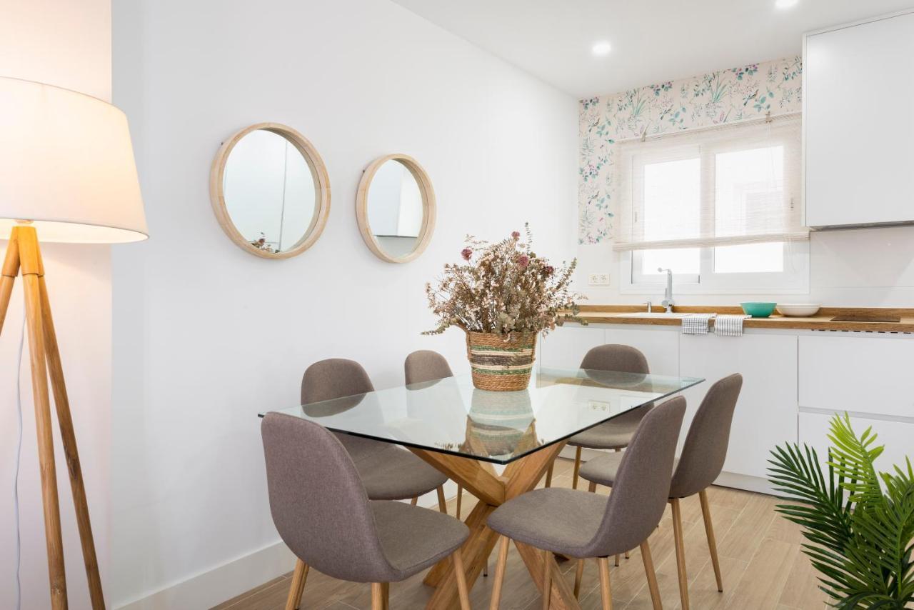 Genteel Home Juan Rabadan Seville Ngoại thất bức ảnh